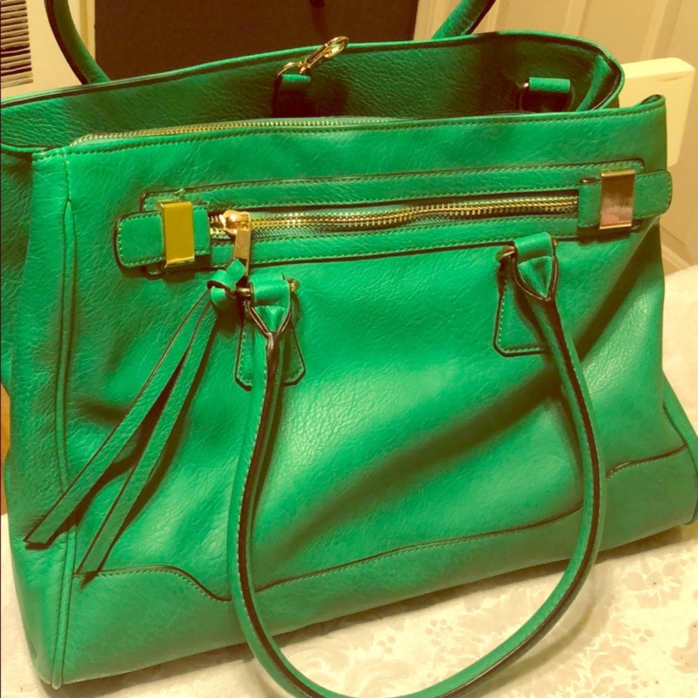 Gently used Aldo Pocketbook